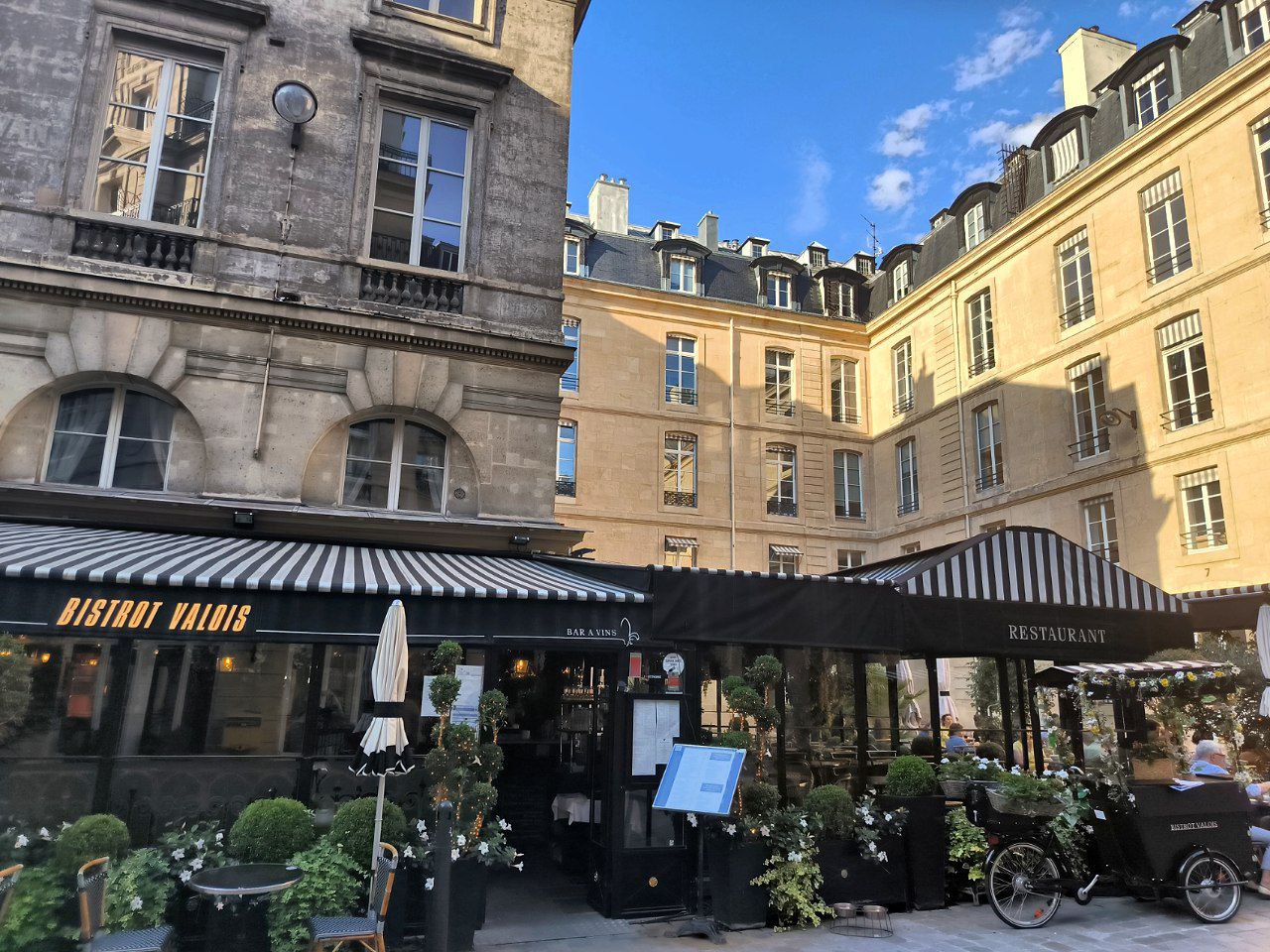 #Paris, media 5