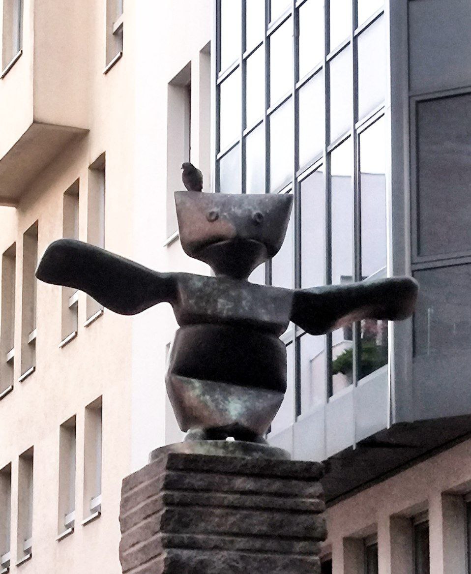 #Paris, media 4
