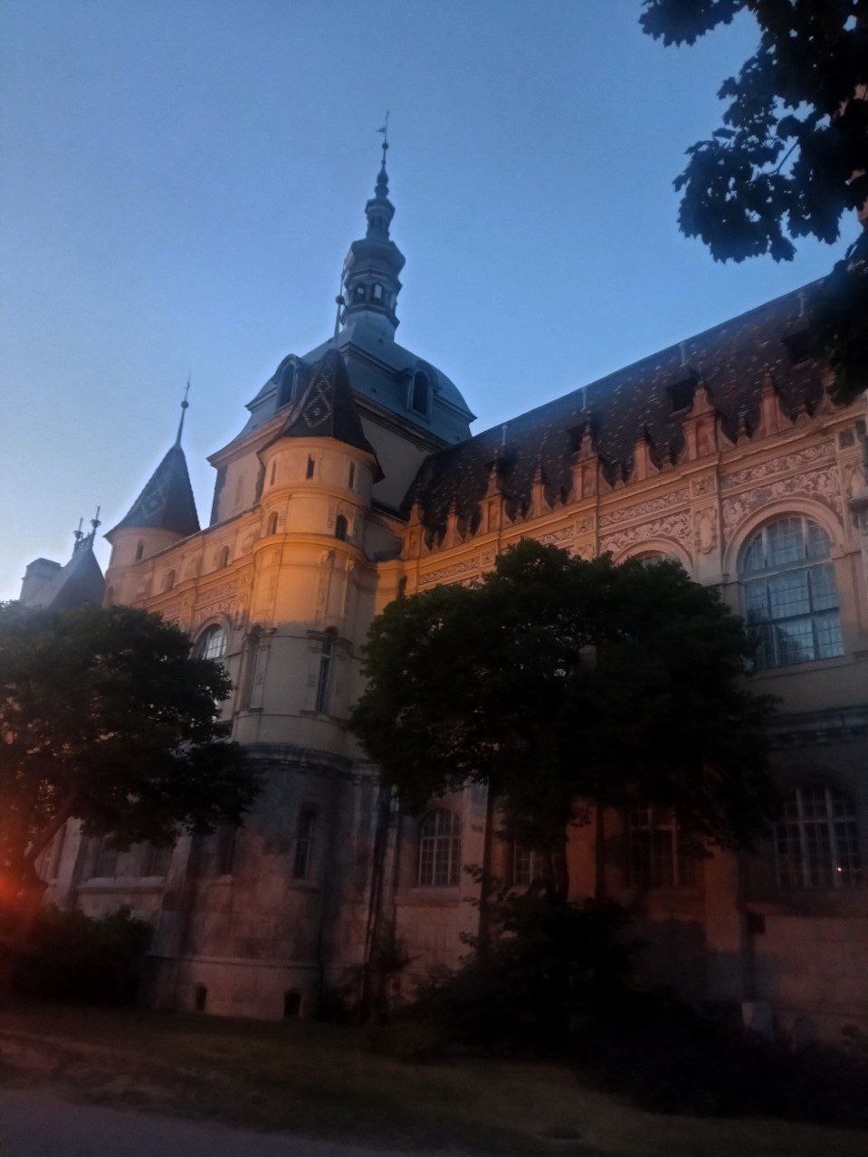#Budapest, media 5