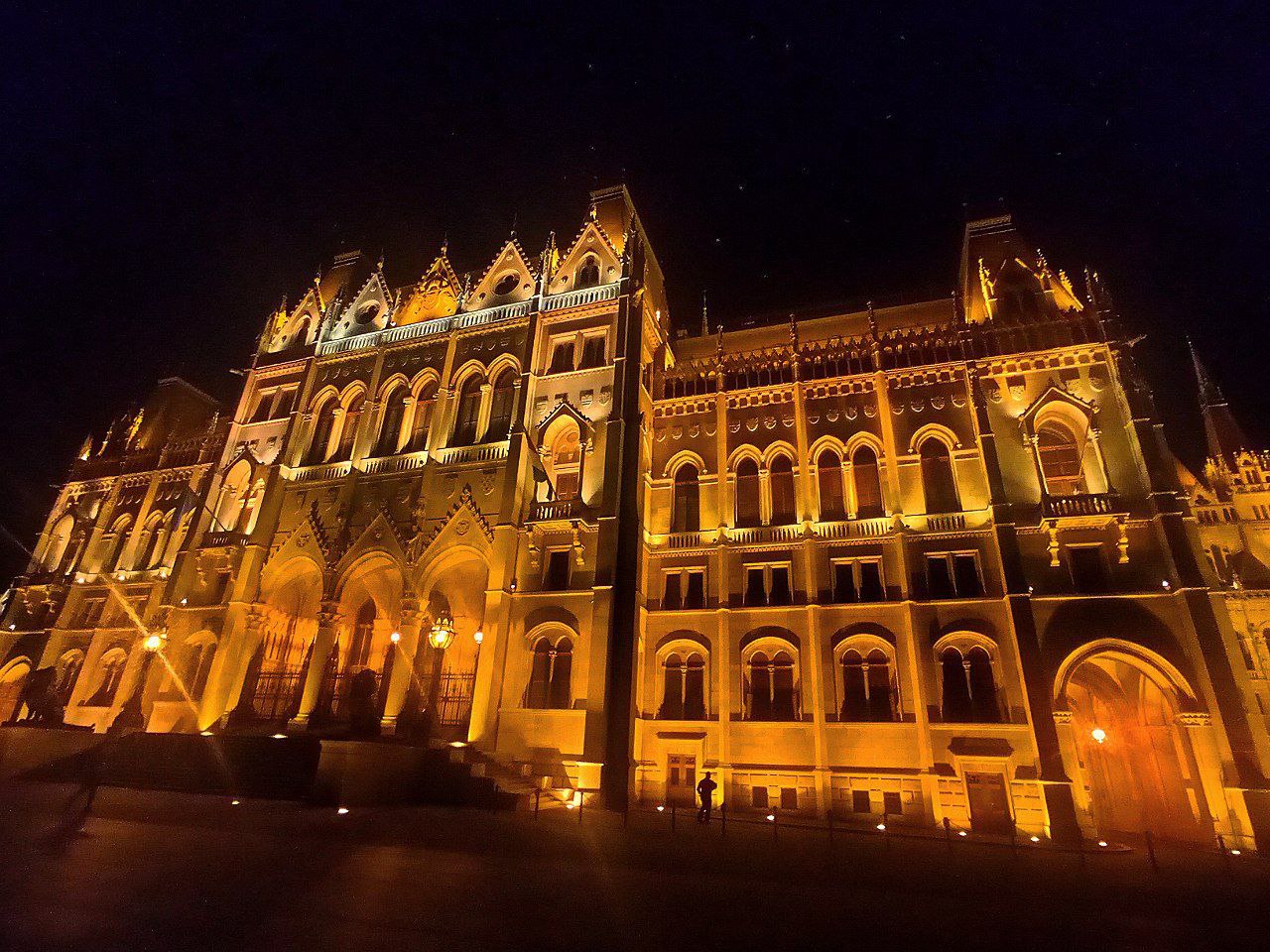 #Budapest, media 3