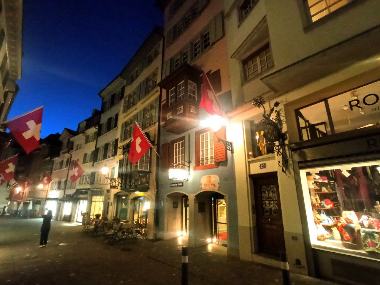 #Zurich #Review, media 1