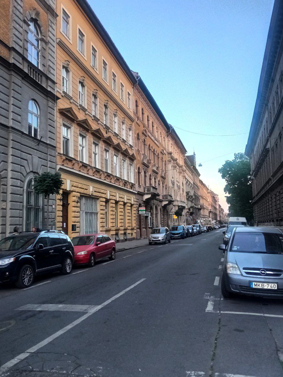 #Budapest, media 3
