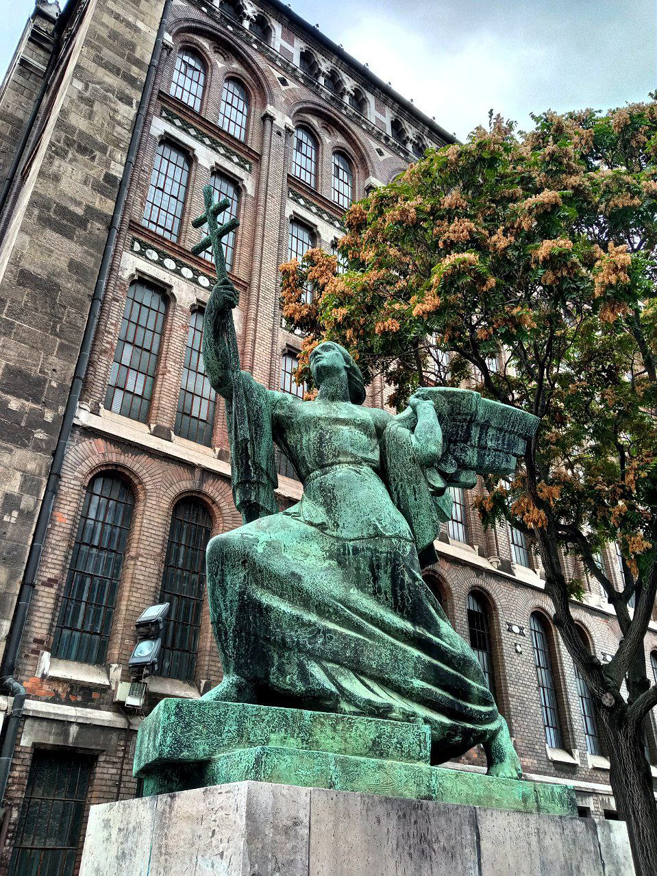#Budapest, media 5