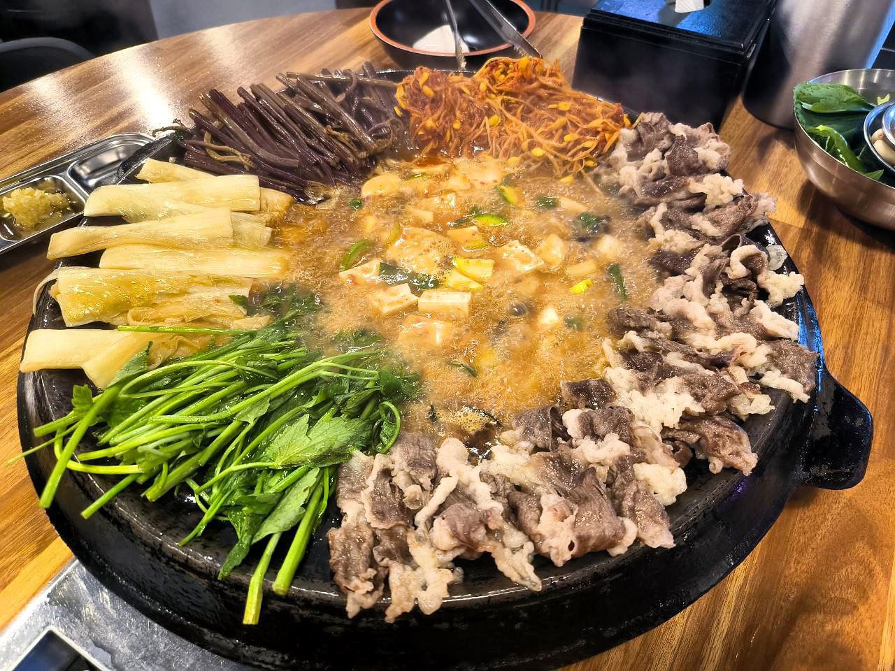 #Seoul, media 1
